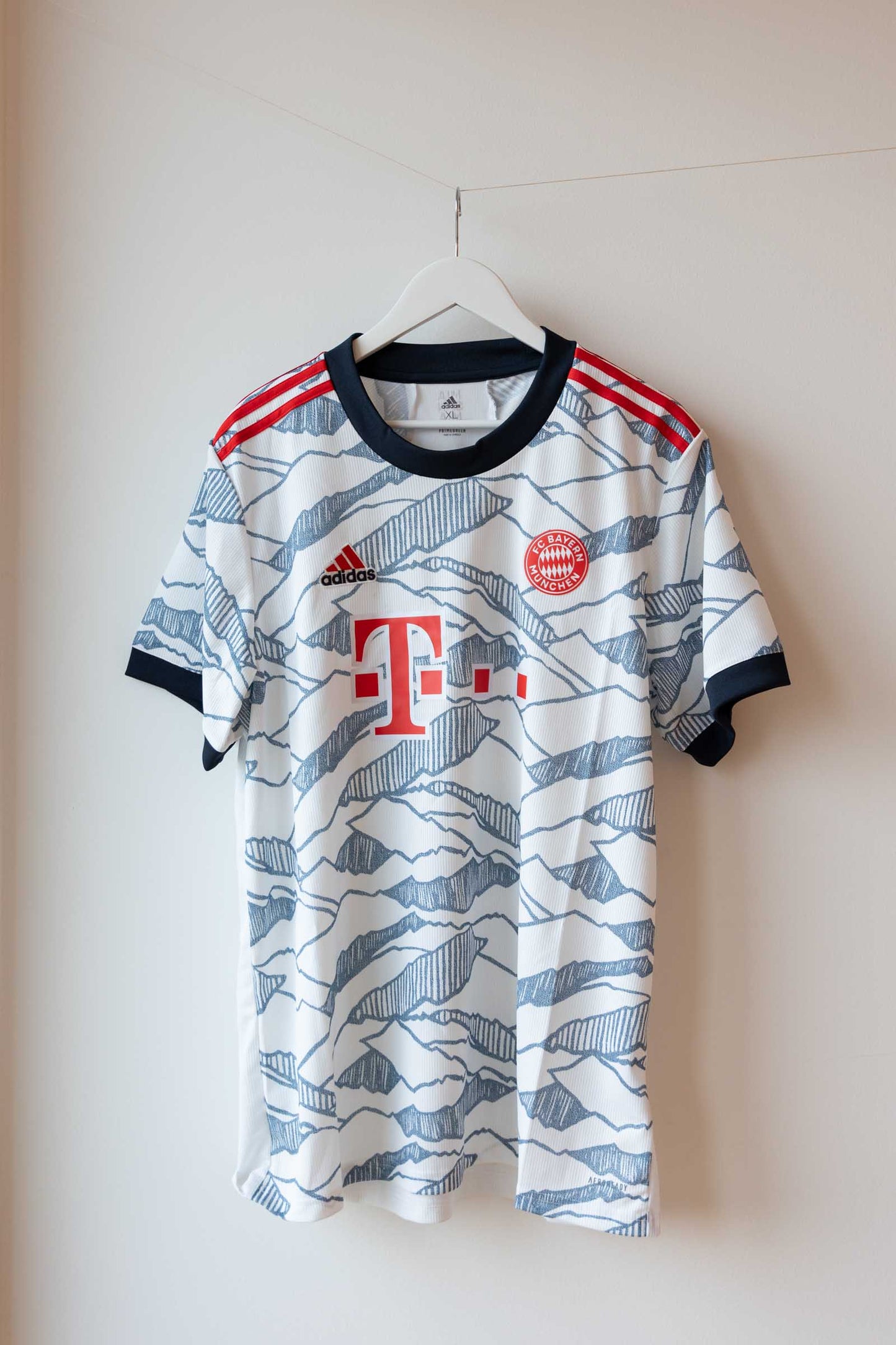 Bayern München Tredjetröja 2021/22 (XL)